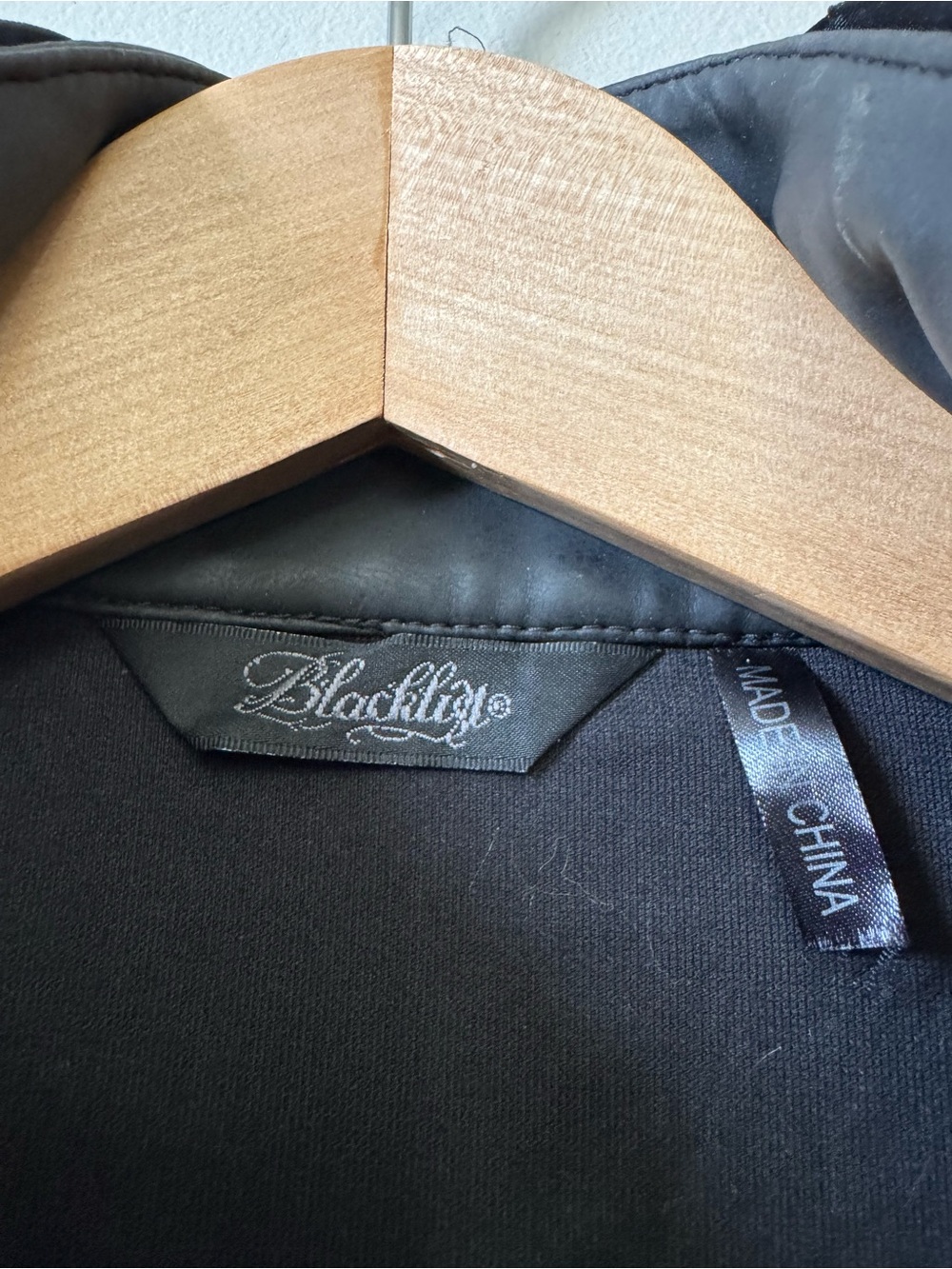 Blacklist Lip Service Lost Velvet empire blazer black jacket - Picture 13 of 14